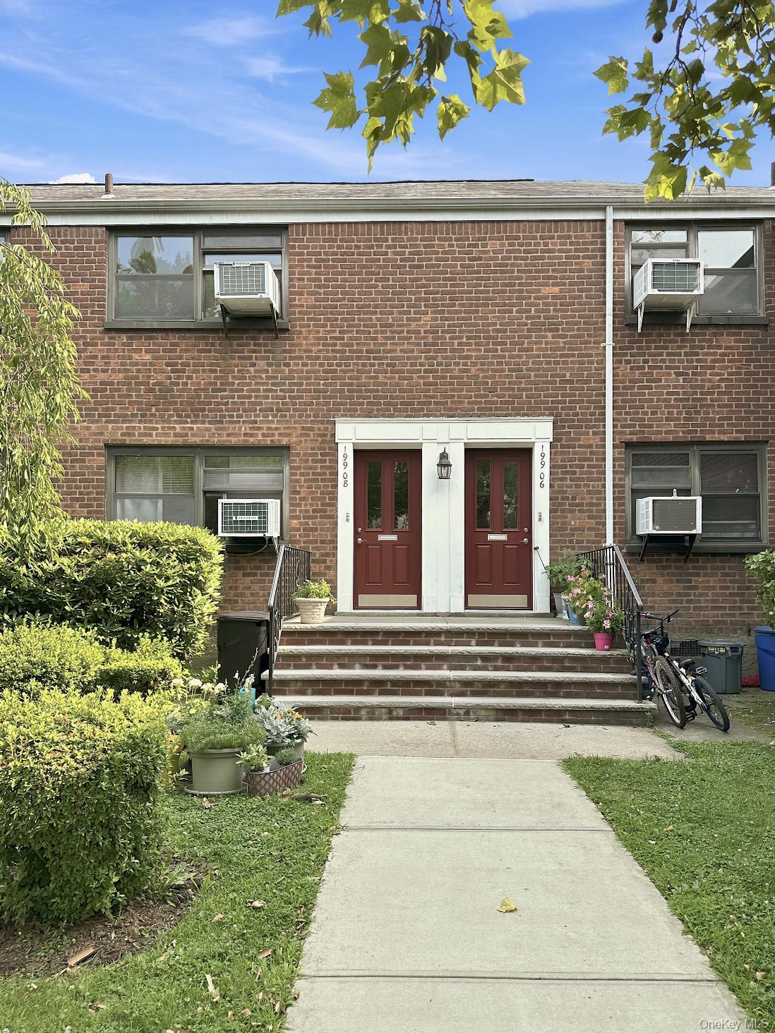 Totally Renovated Lower Level One Bedroom Clearview Gardens Coop (Size 3.5, Square Footage 610) With The "Grandfathered Location" Washer And Dryer In The Bathroom/Hallway Location In The Parklike Short Courtyard In The Most Desirable Convenient To Everything Country Club Section Of The Development. Rare For Sale Unit,New Flooring,Painted,Stainless Steel Kitchen Appliances, Dishwasher In The Unit, Modern Wood Cabinets, Wooden Radiator Covers,LivingRoom,DiningArea,Bedroom,Several Closets,Clearview Updated/Approved Electrical Circuit Breaker Panel,Free Public Basement Storage,Parking Spot And Garage Available(Waitlist), Close To Shopping,Dining,Local And Express NYC Bus,Parks,Major Highways,Roadways,Whitestone District 25 Schools,Ablity To Join Whitestone Boosters Beach