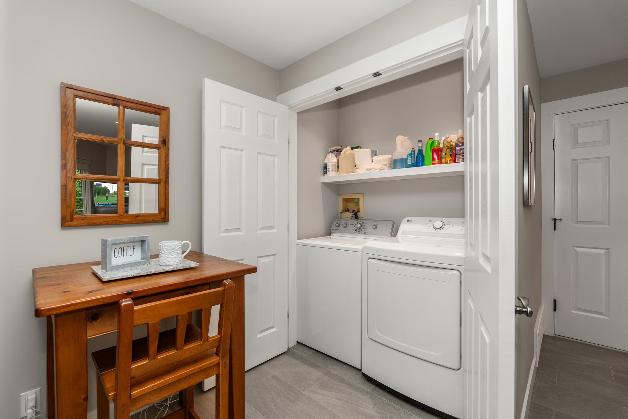 1854 Southmere Crescent 1