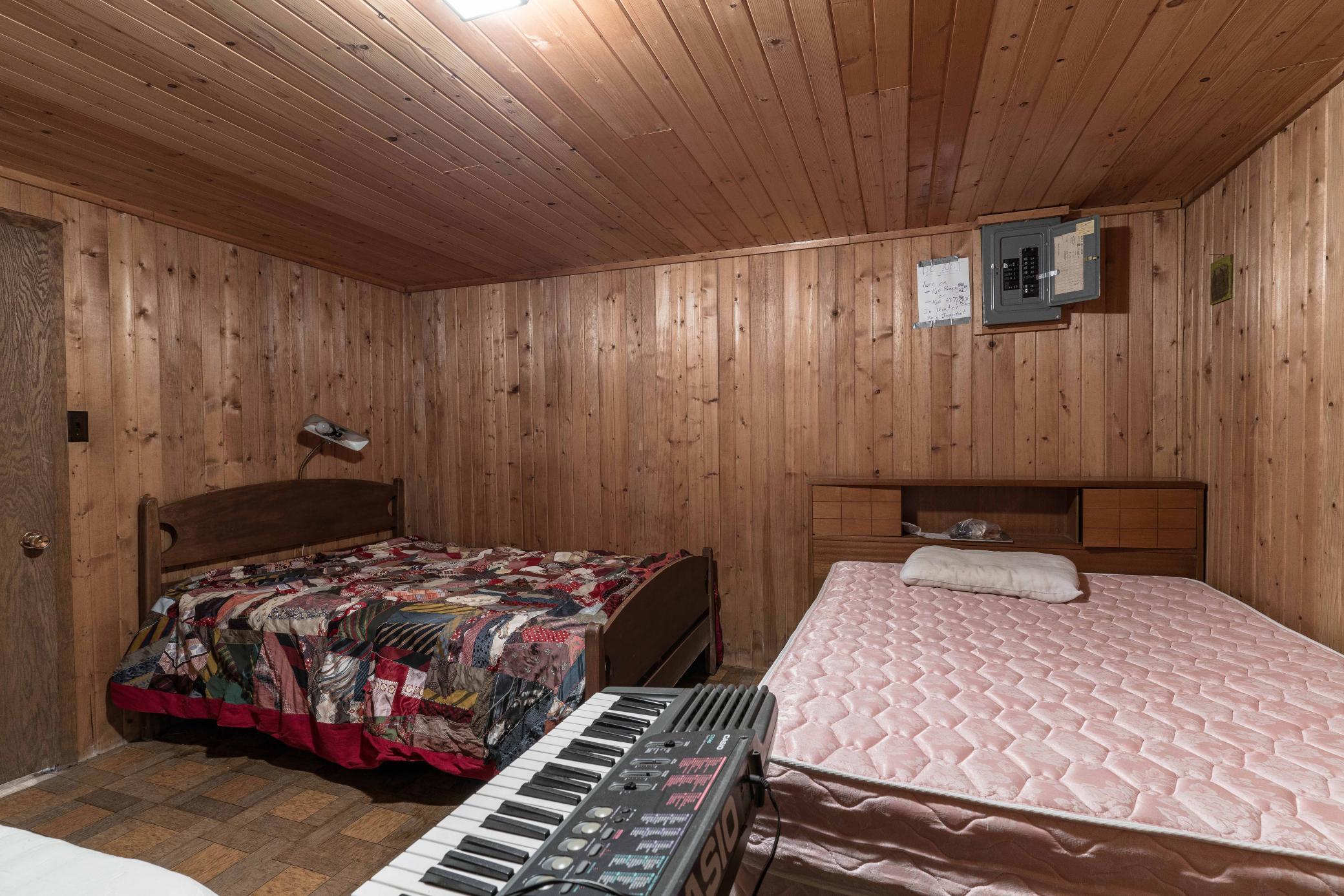 39060 Peninsula Lane