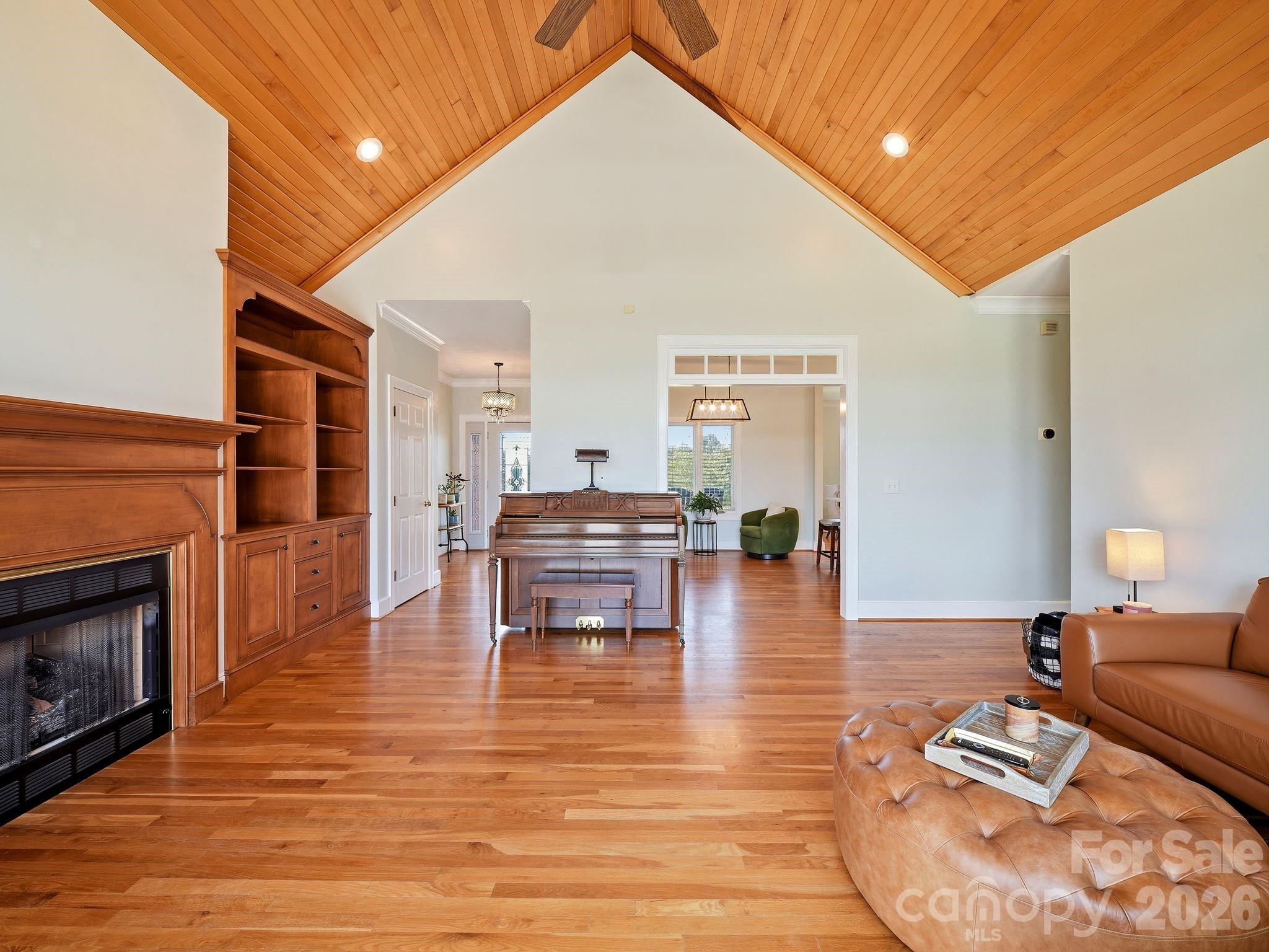 2950 Pearidge Road