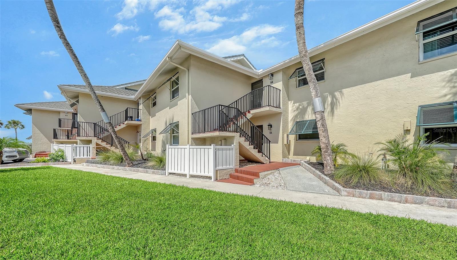 4660 Ocean Boulevard S2