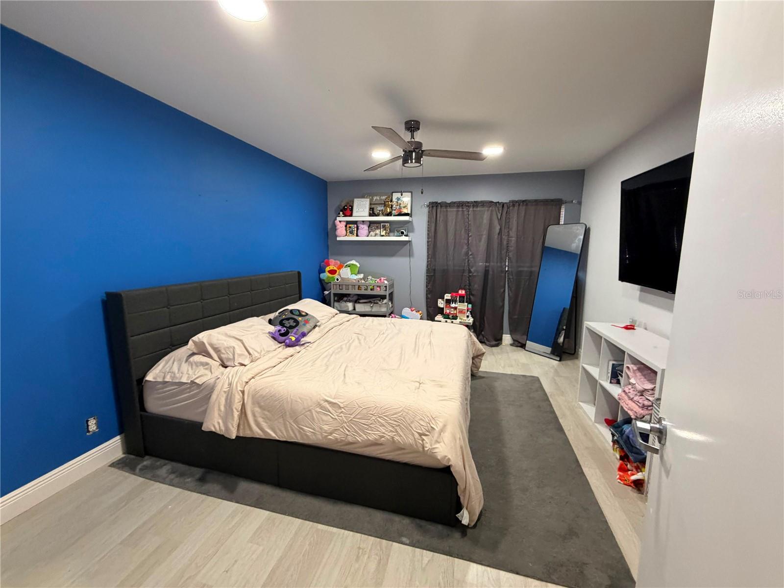 7380 Pinewalk Drive S 37-8