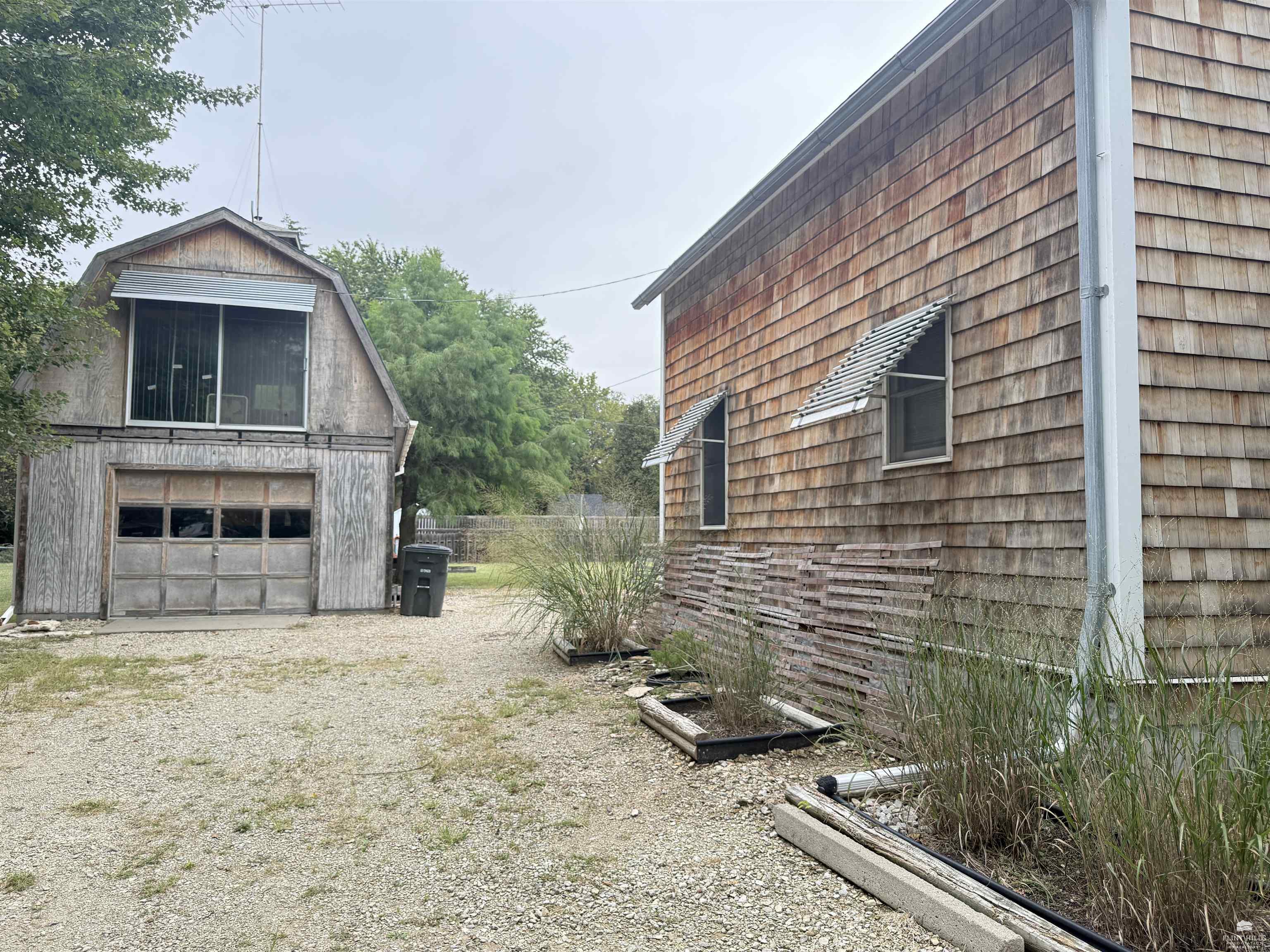 227 Blunt Street