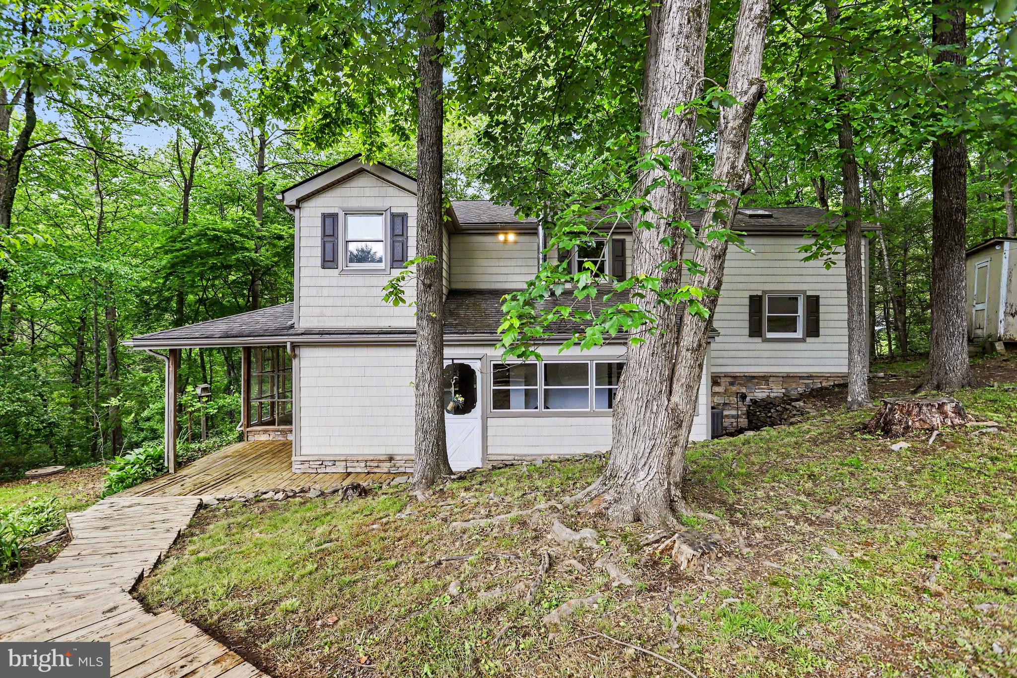 156 S Oak Heights Trail