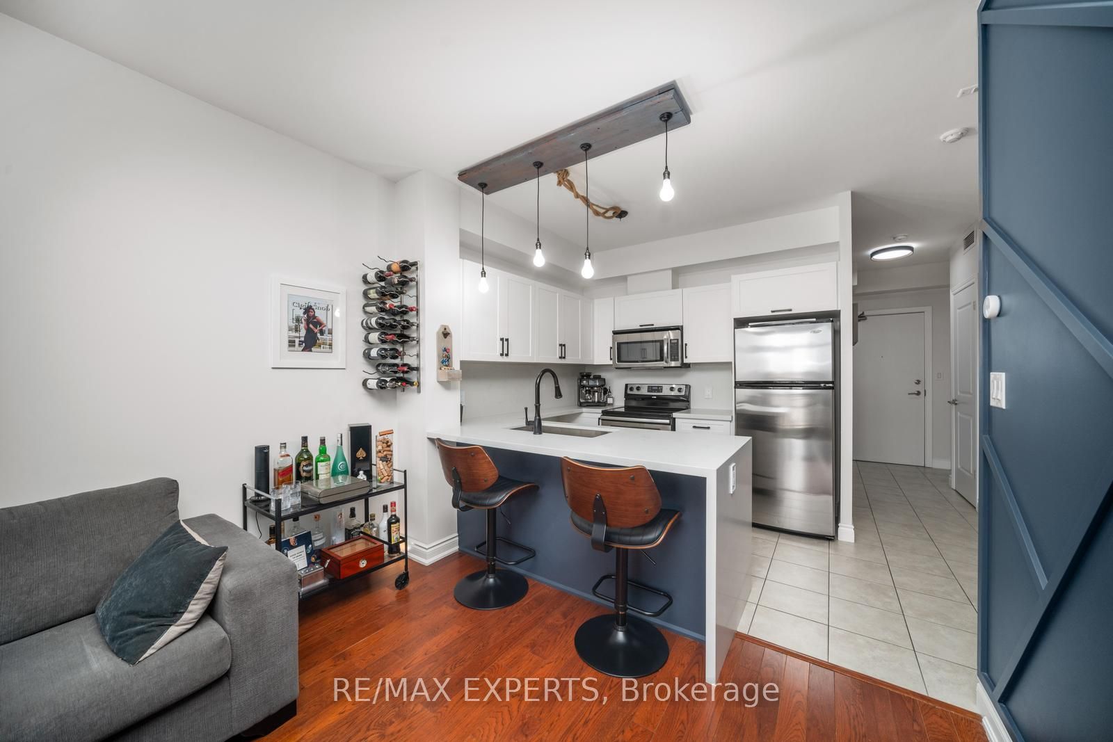 281 Woodbridge Ave 427