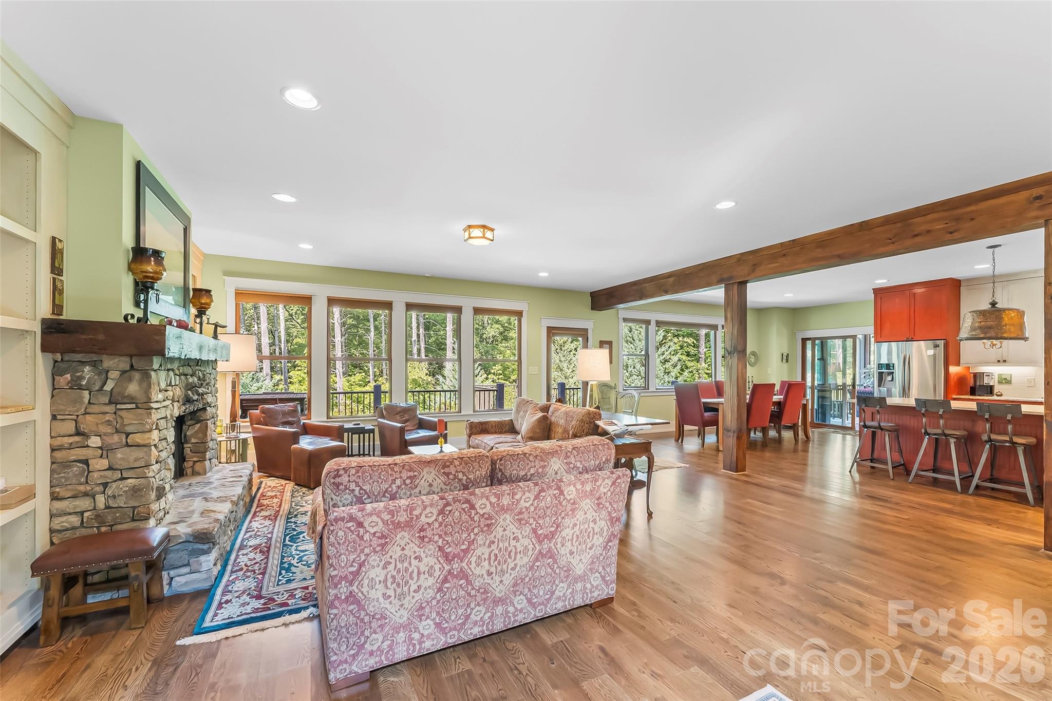 3201 Donahue Drive