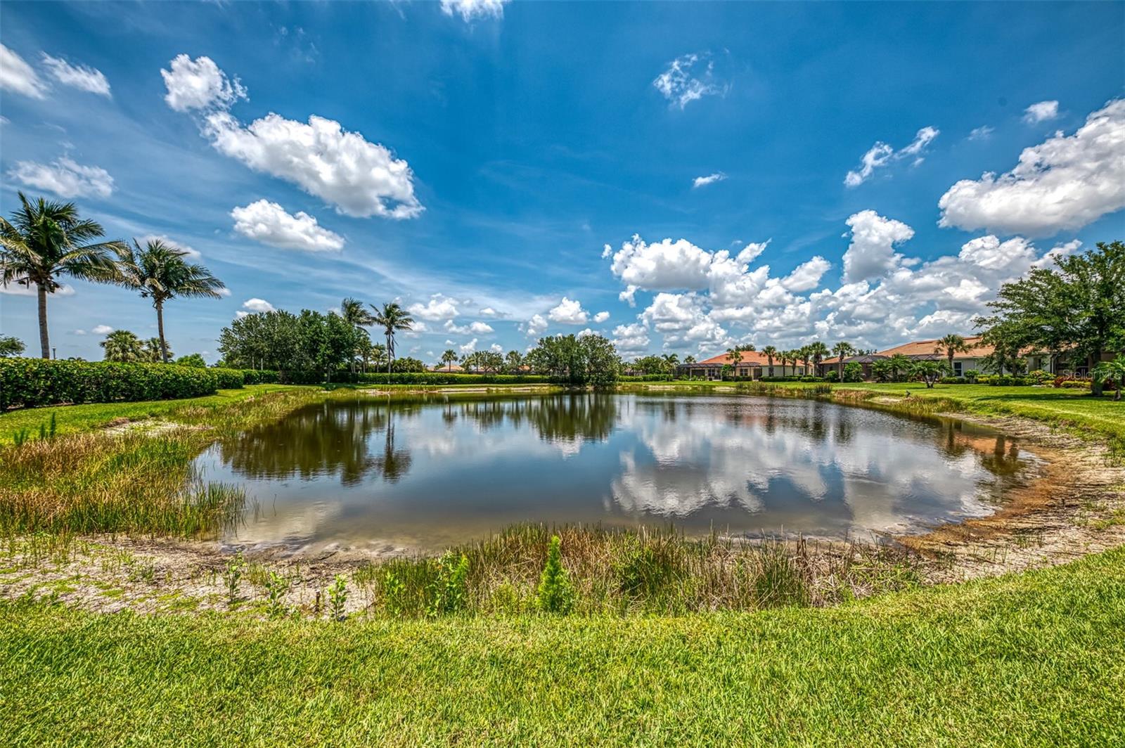 2692 Wax Myrtle Court