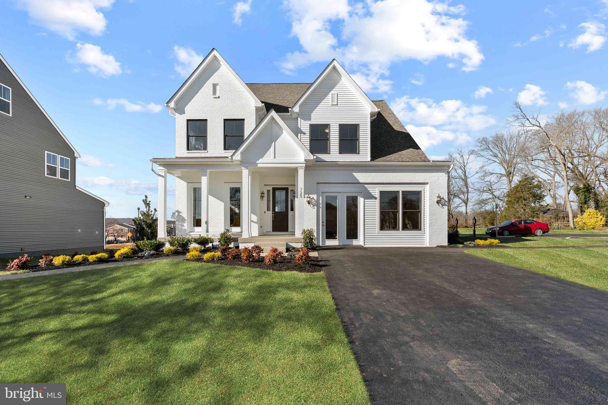 2913 Blue Skies Lane