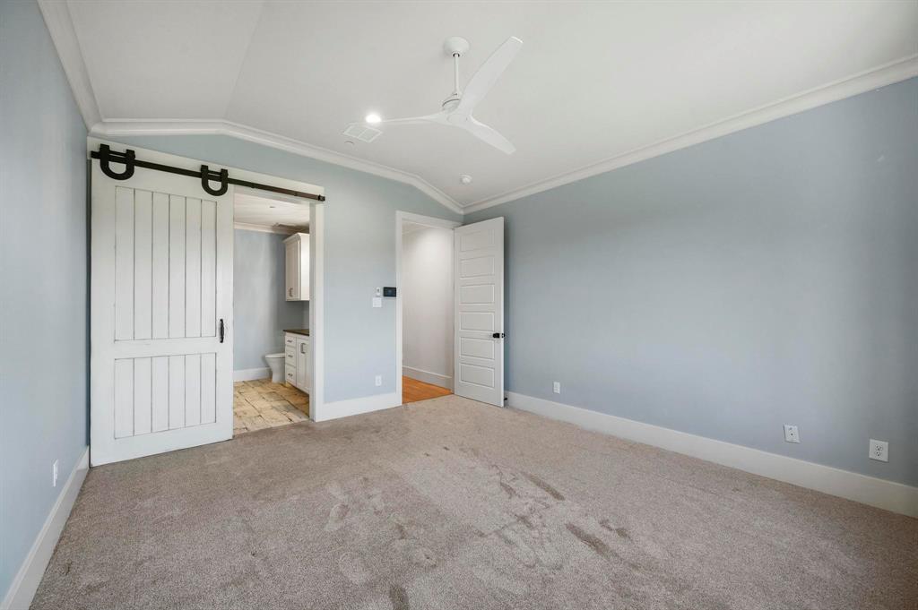 500 E Bob Jones Road