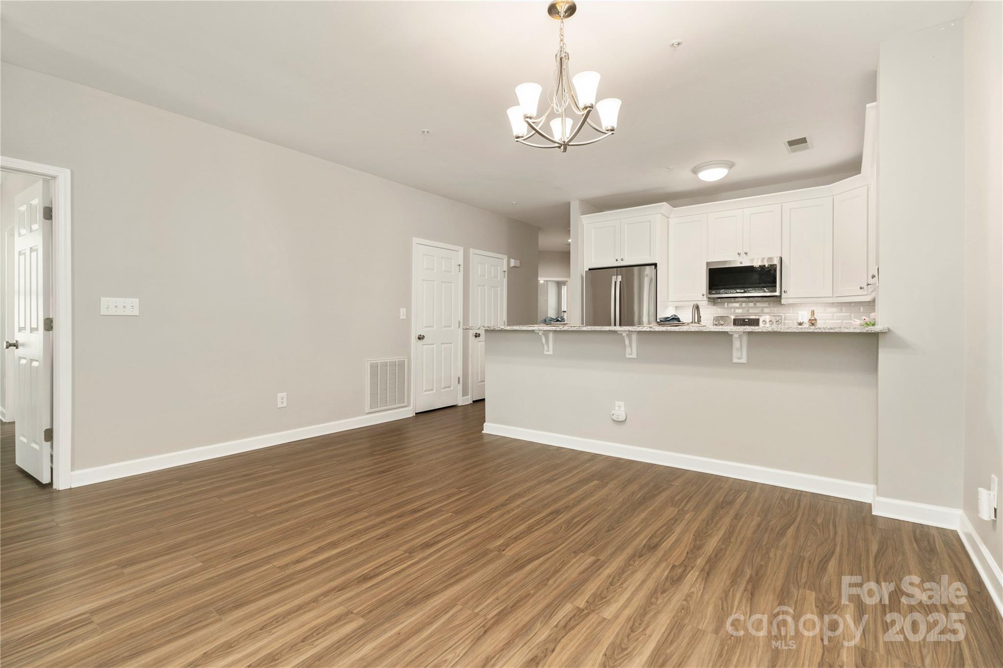 714 Northeast Drive 53