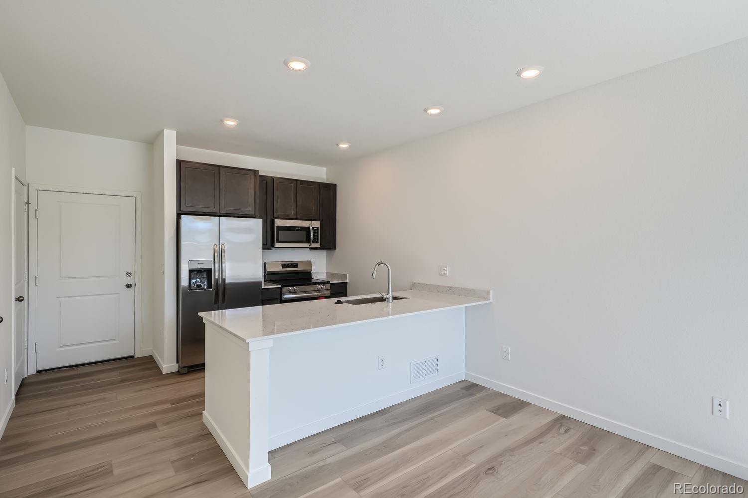 2017 S Haleyville Way