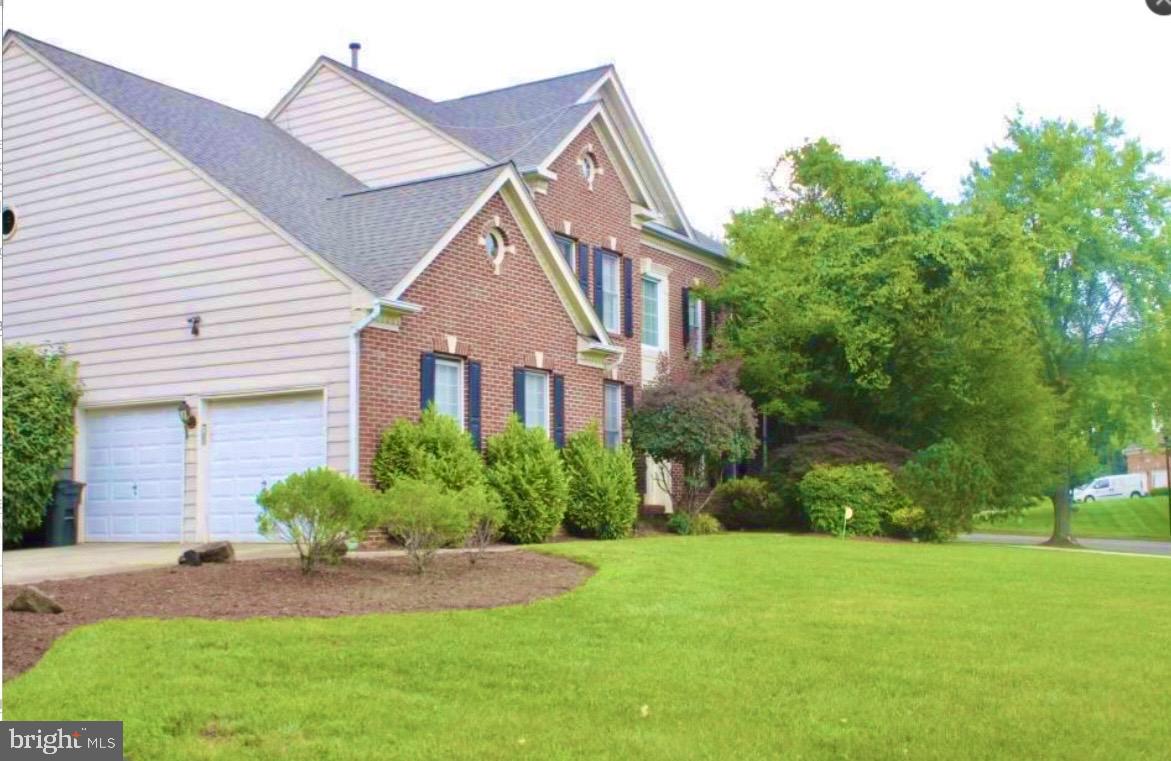 11912 Shadystone Terrace