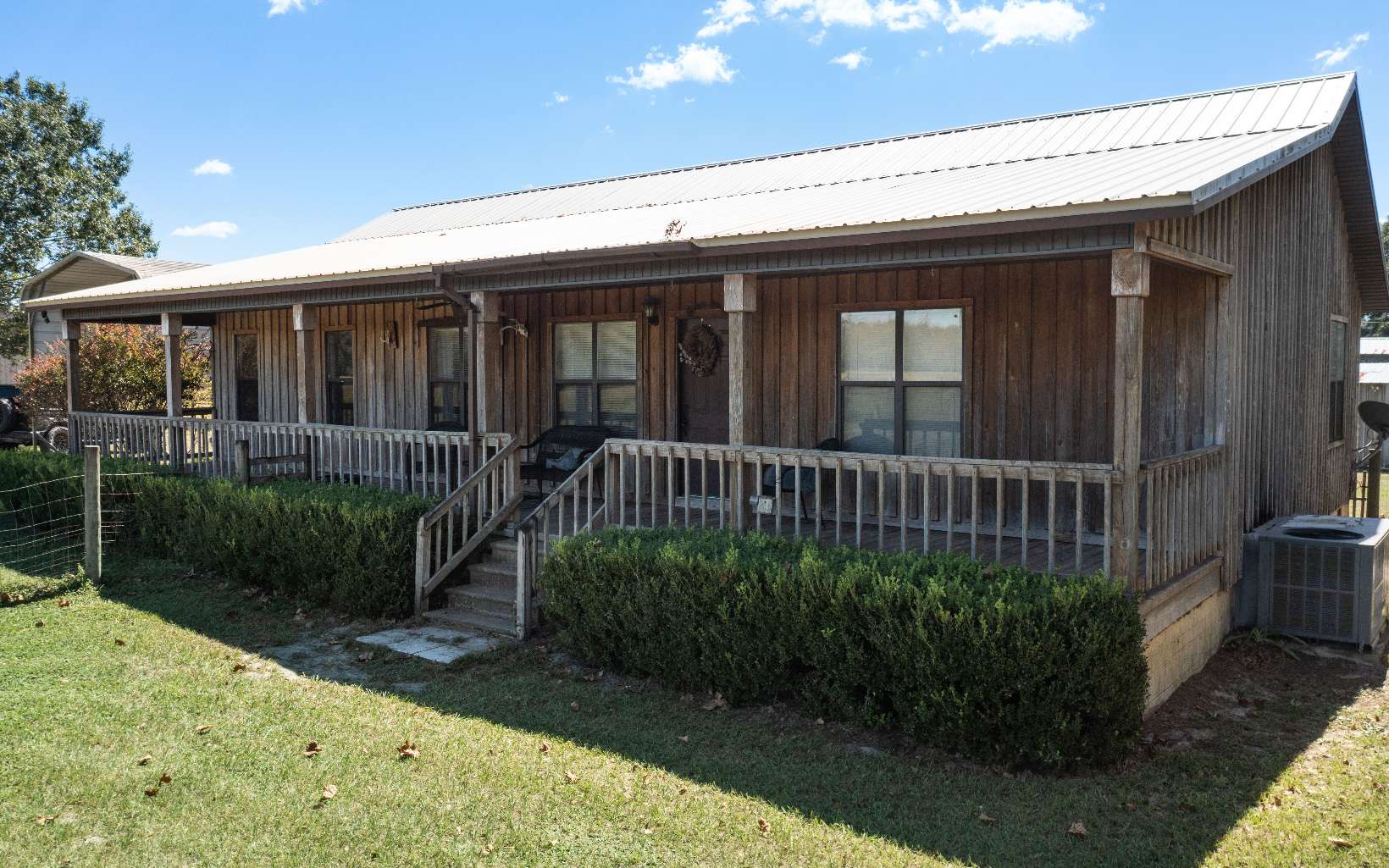 Live Oak Real Estate 16556 96Th St Live Oak ,FL available for 440,000