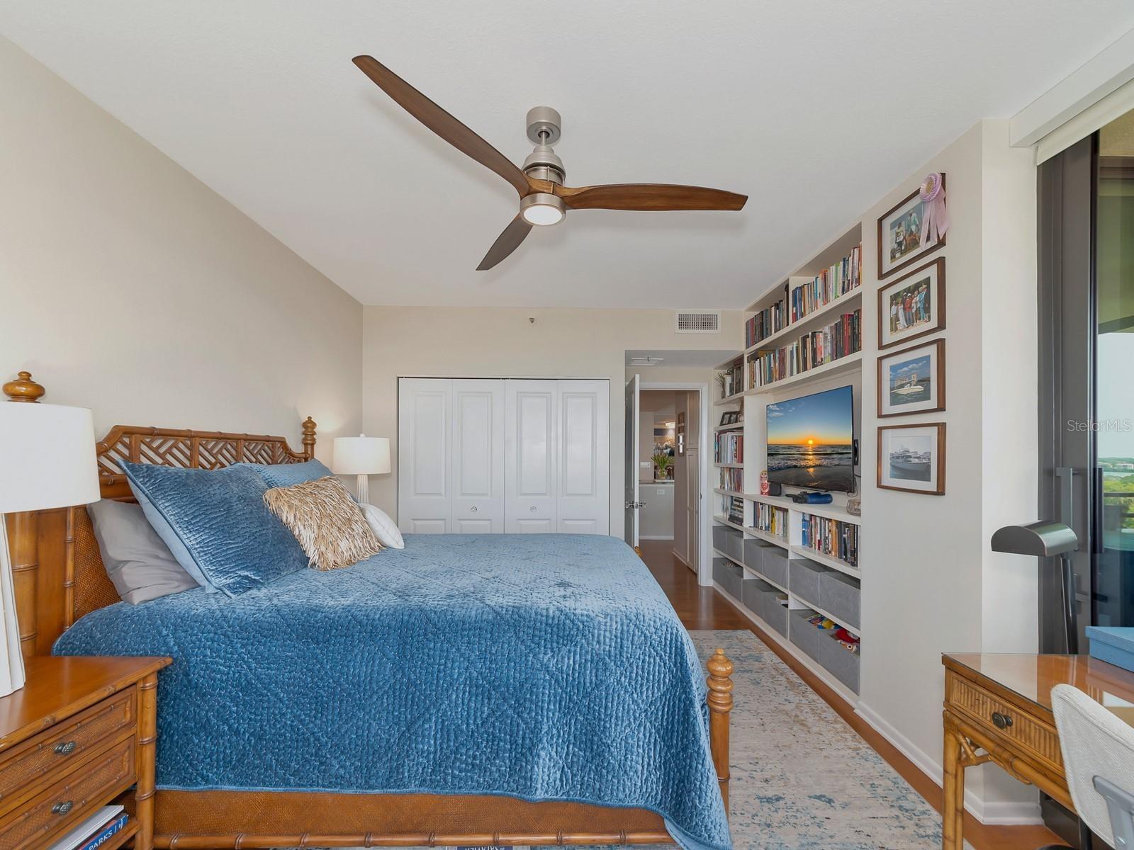 1255 N Gulfstream Avenue 807