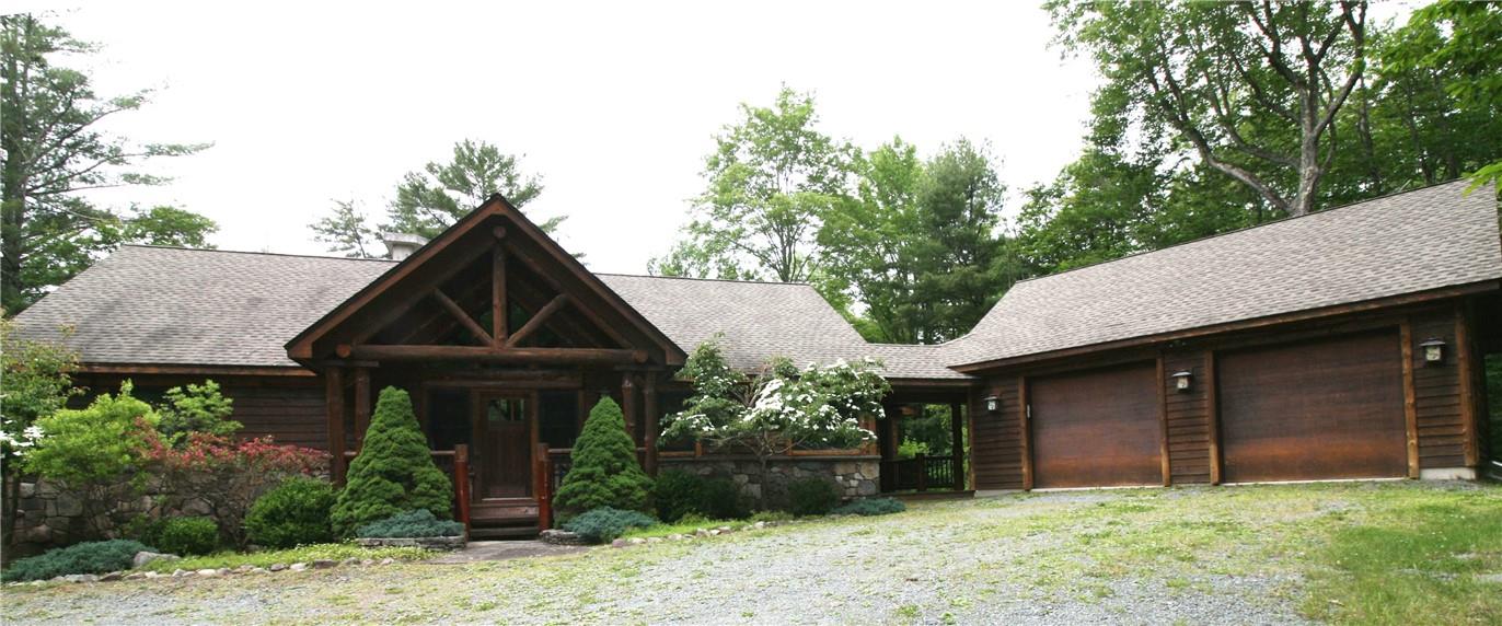 420 Woodstone Trail