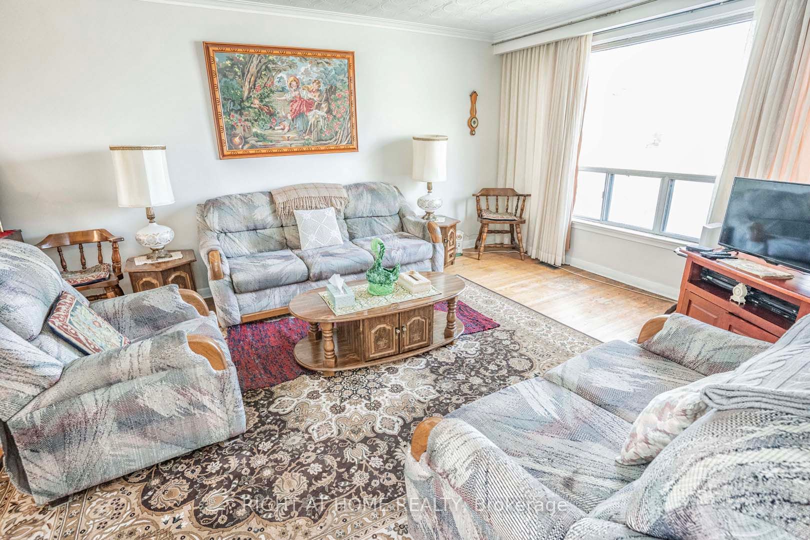 1149 Birchmount Rd