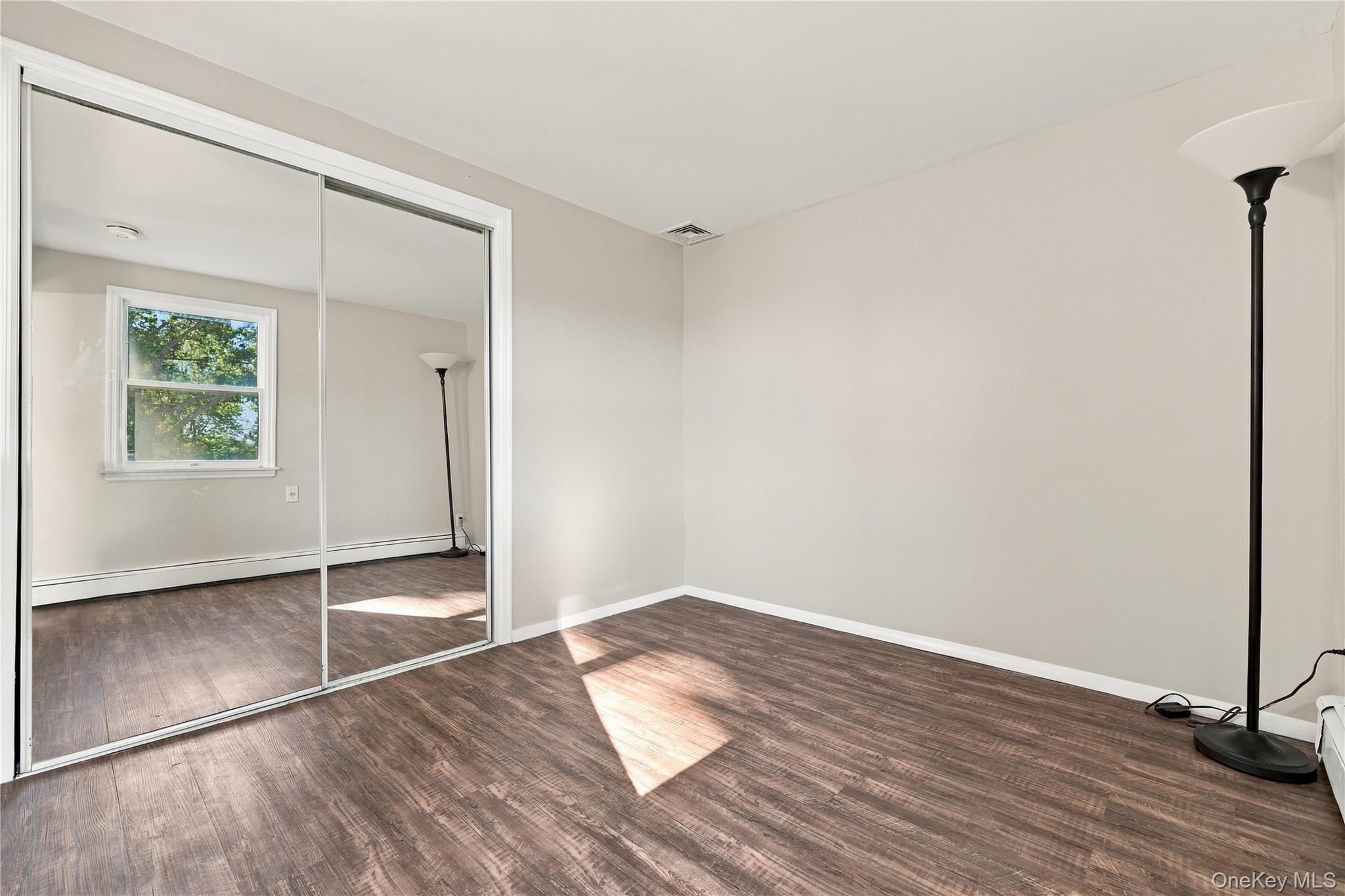 16 Imperial Drive