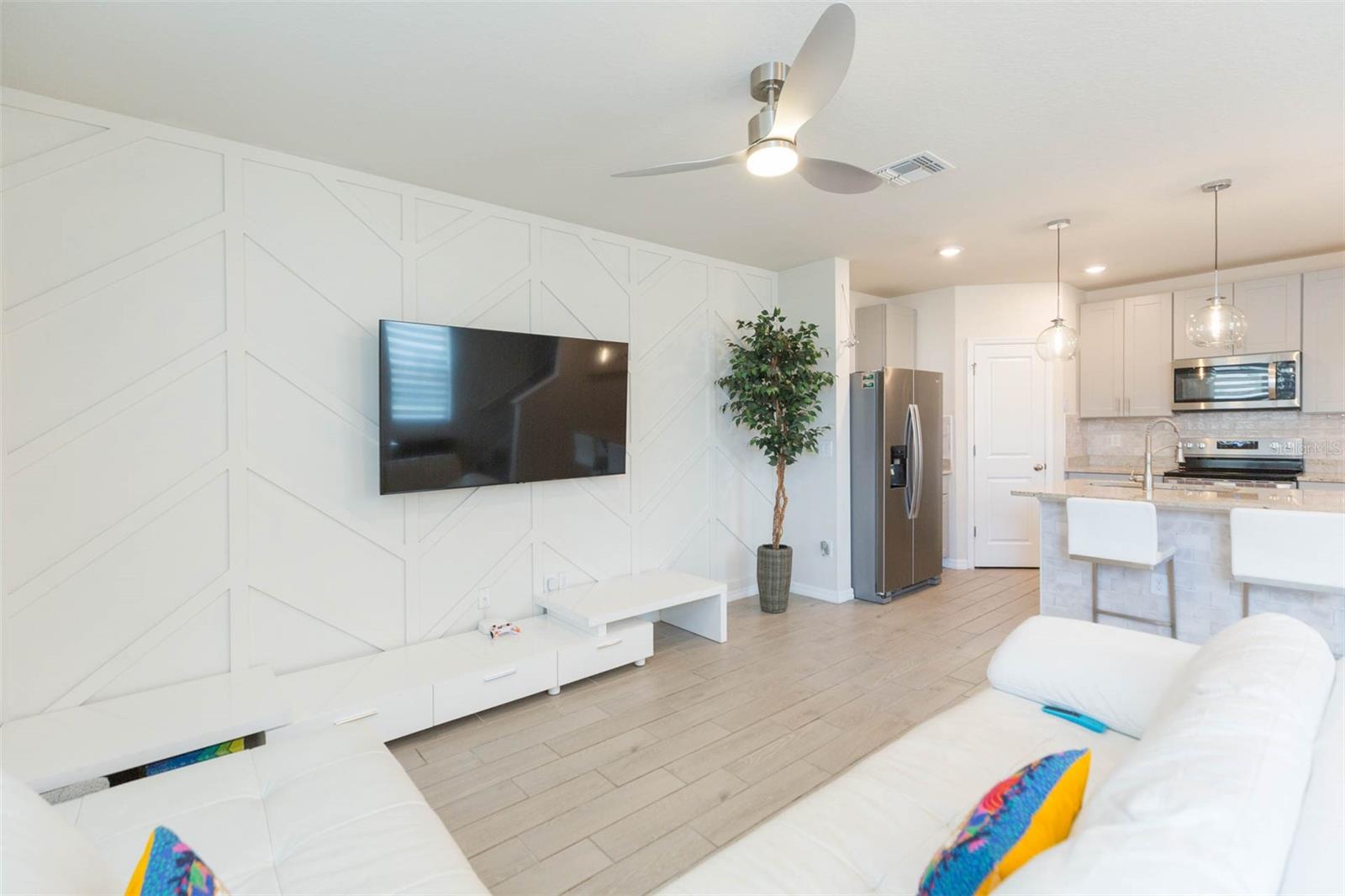 2760 Emory Sound Place