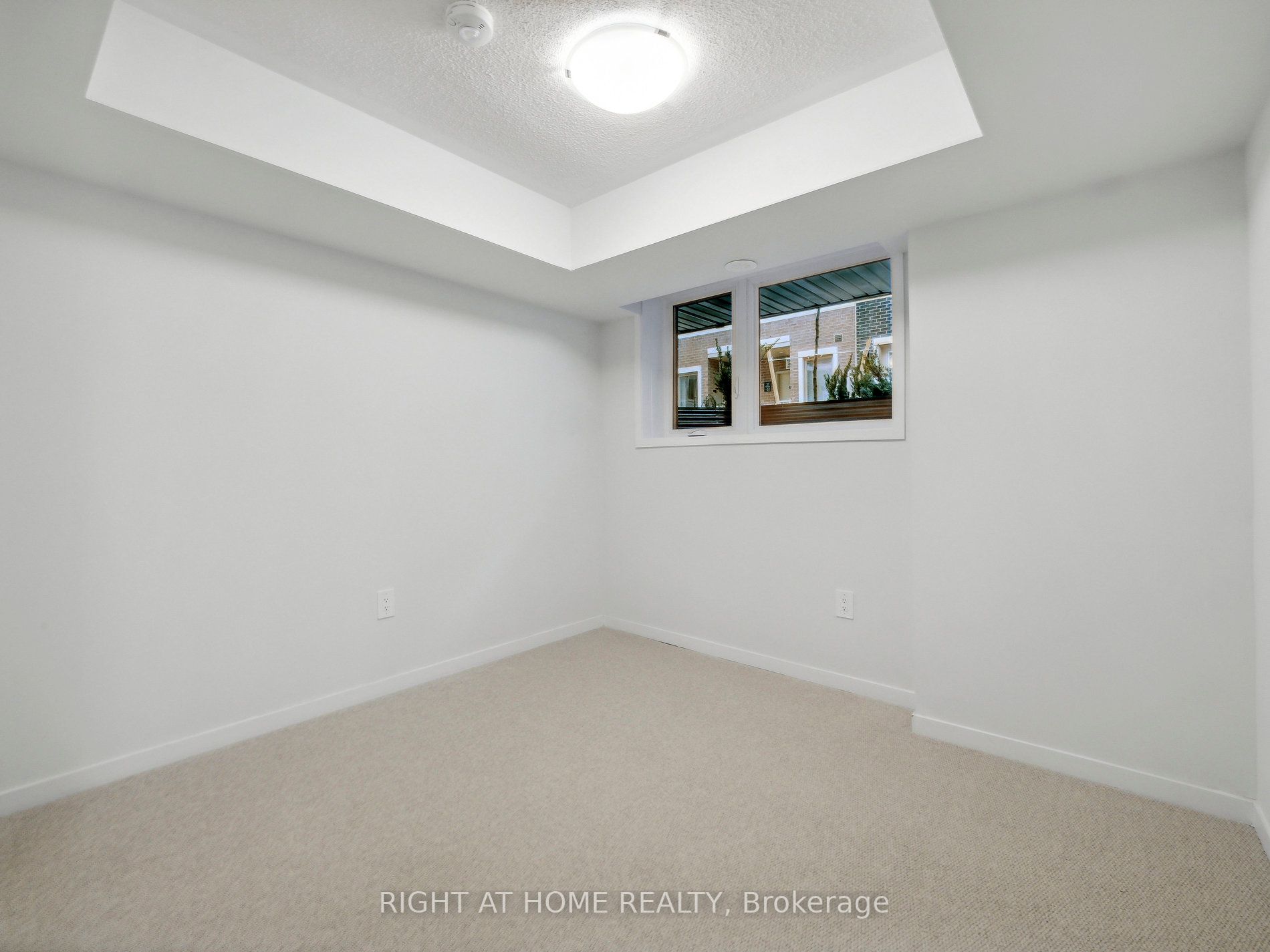 39 Honeycrisp Cres 105