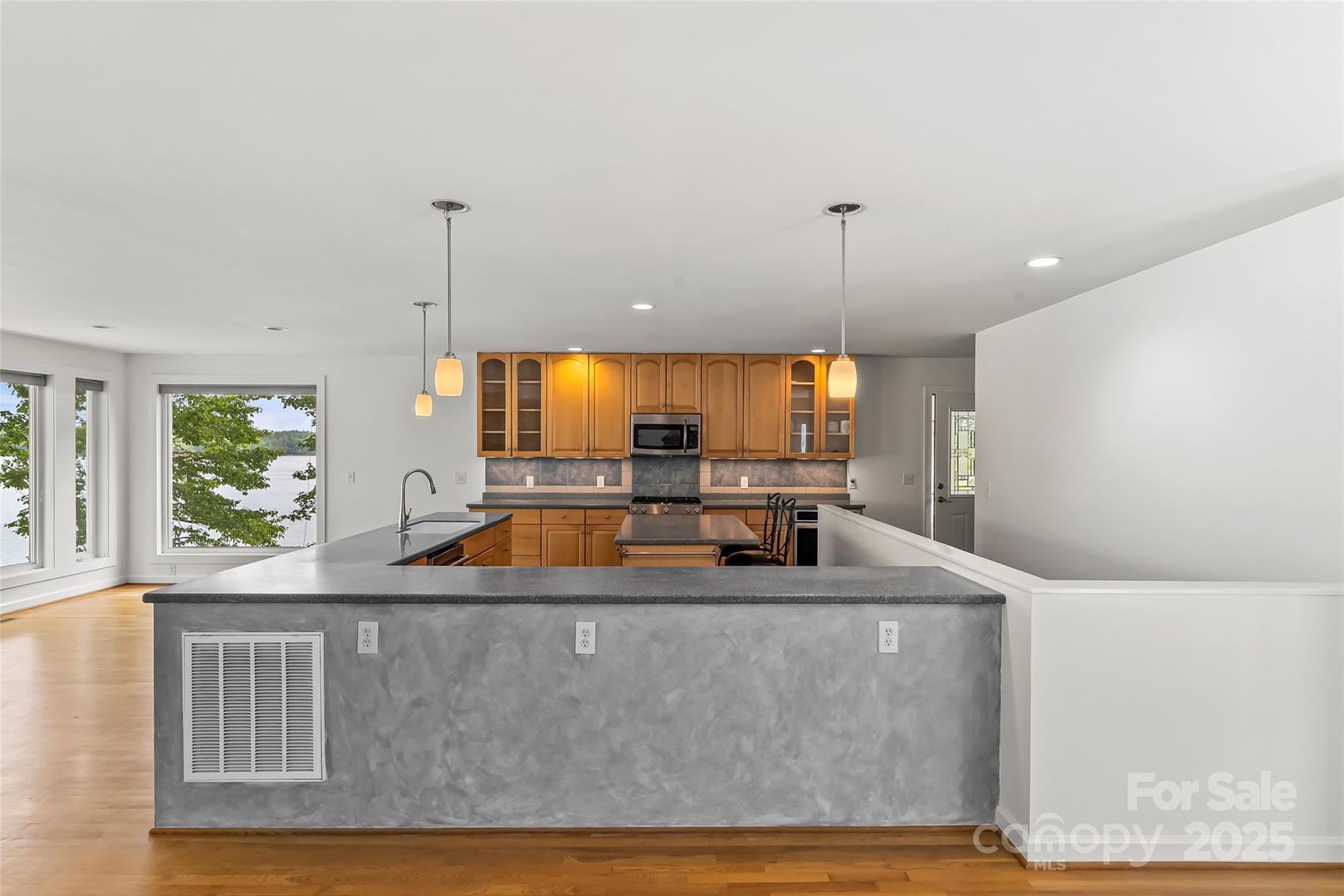 2218 Mallard Cove Drive
