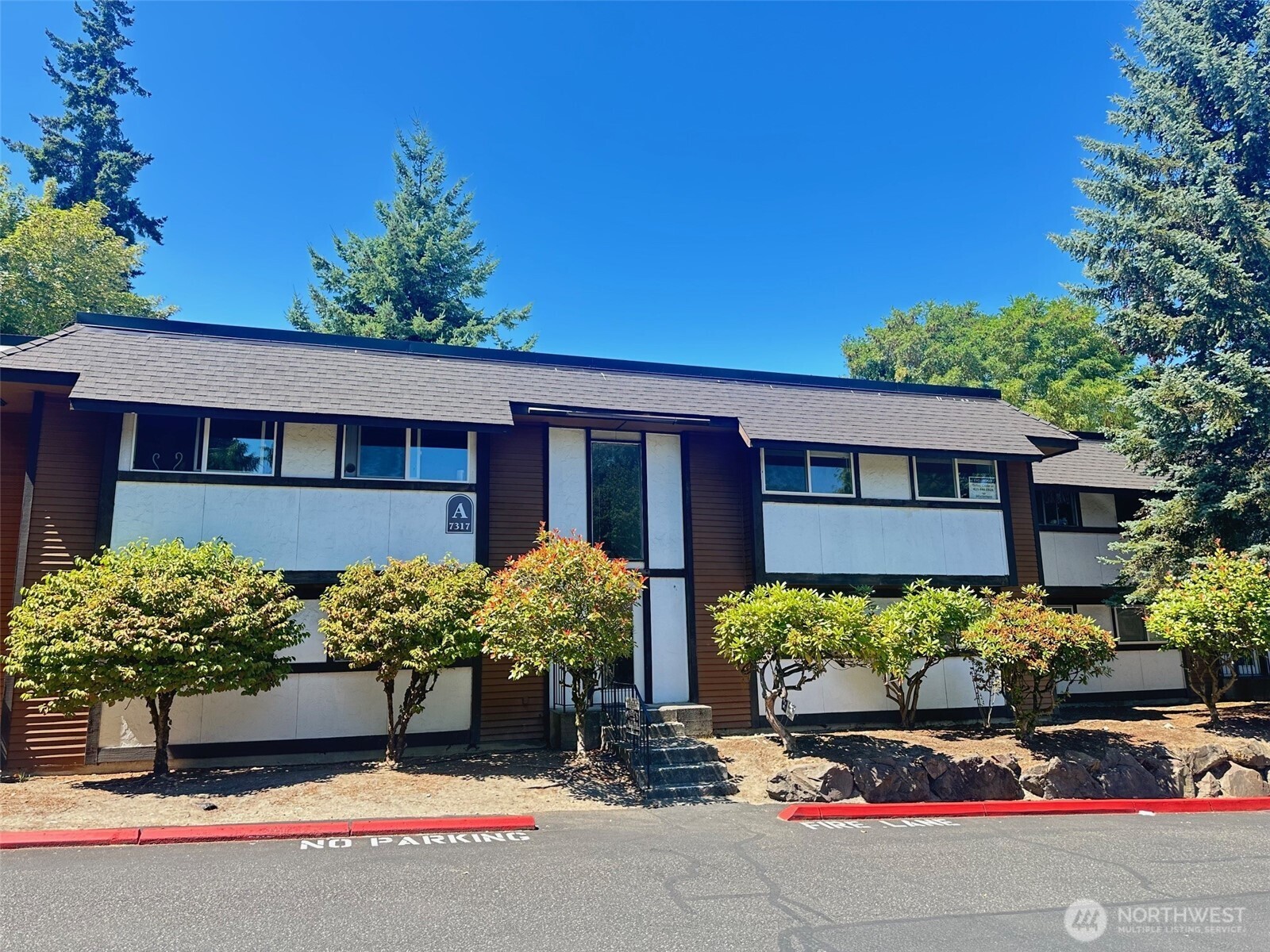 Beautifully renovated 2-bedroom, 1-bath condo blends modern upgrades w/ everyday convenience. Top floor means no running feet above you! Features a pool, new in-unit, portable washer & a dryer outlet in closet makes this the best value in the complex. Enjoy a spacious layout with a welcoming living area that opens to a private balcony—perfect for your morning coffee. Updated windows fill the home w/ light while boosting energy efficiency and comfort. Features include a walk-in closet, new appliances & generous storage. Well-maintained & located in the top-rated Edmonds School District, just steps from the scenic Interurban Trail for walking, biking, or pets. Close to Costco & great dining. No rental cap, great investment. Motivated Seller.
