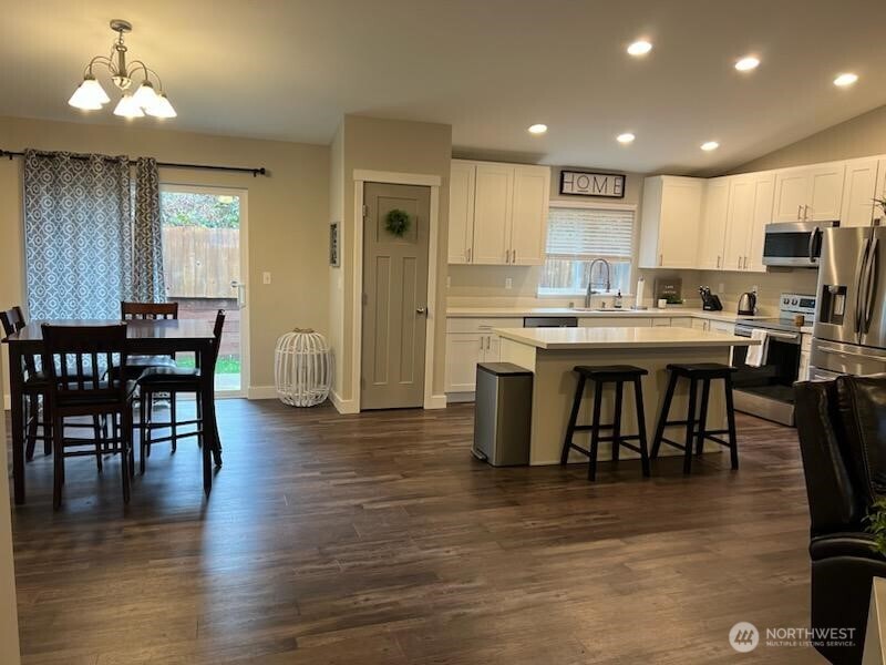 5031 E Rasor Road W
