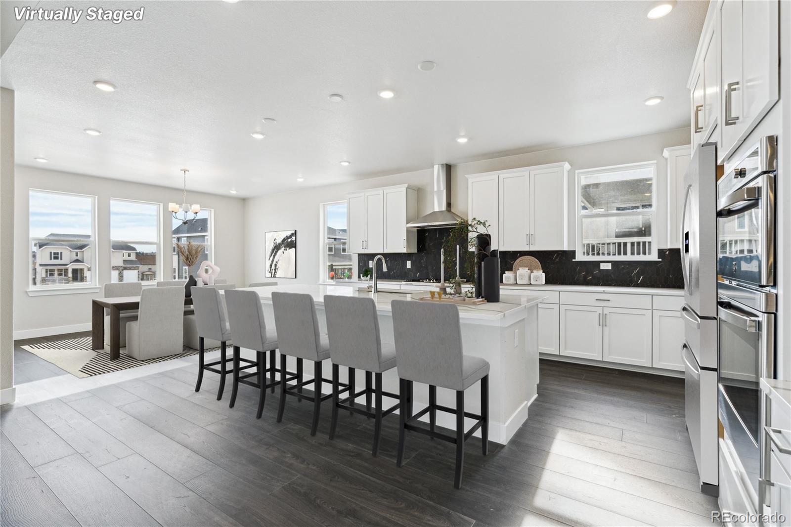 5566 Hickory Oaks Trail