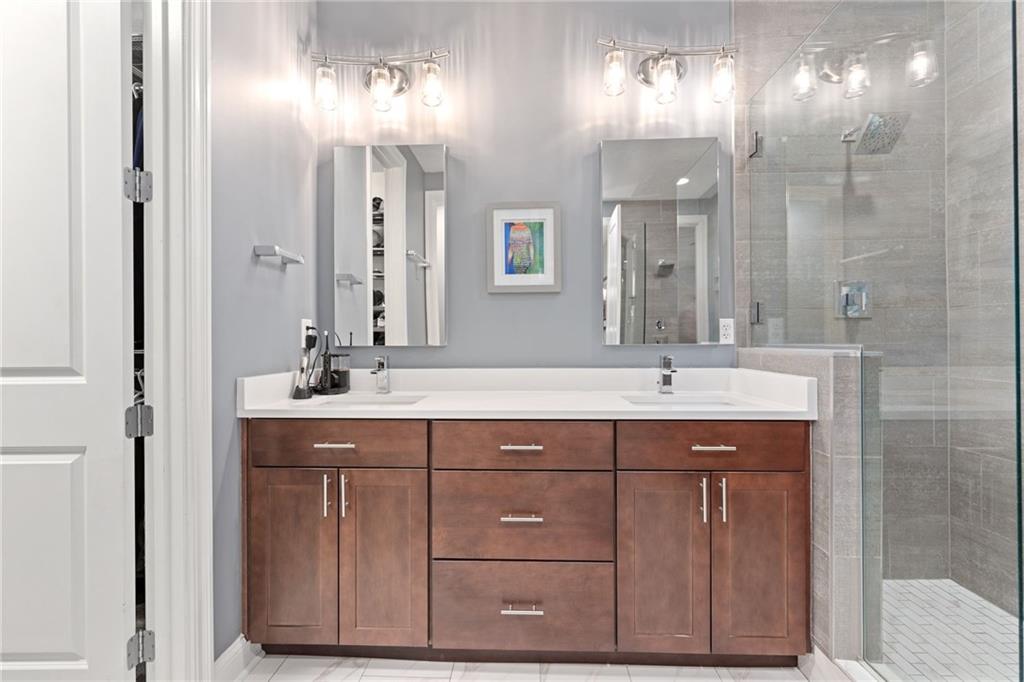 1101 Walnut Street 601