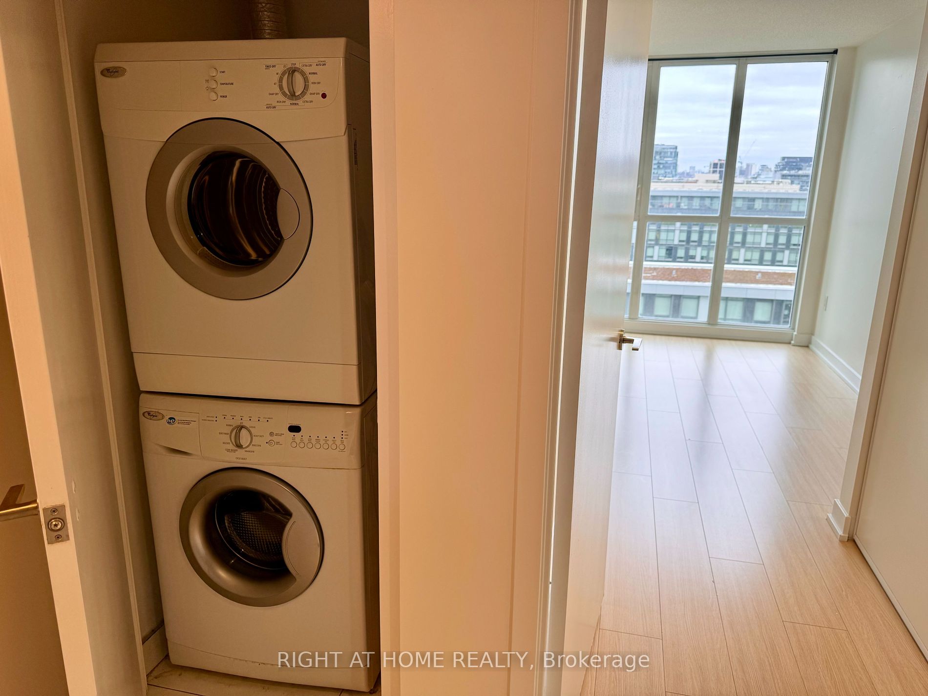 85 N Queens Wharf Rd 1209