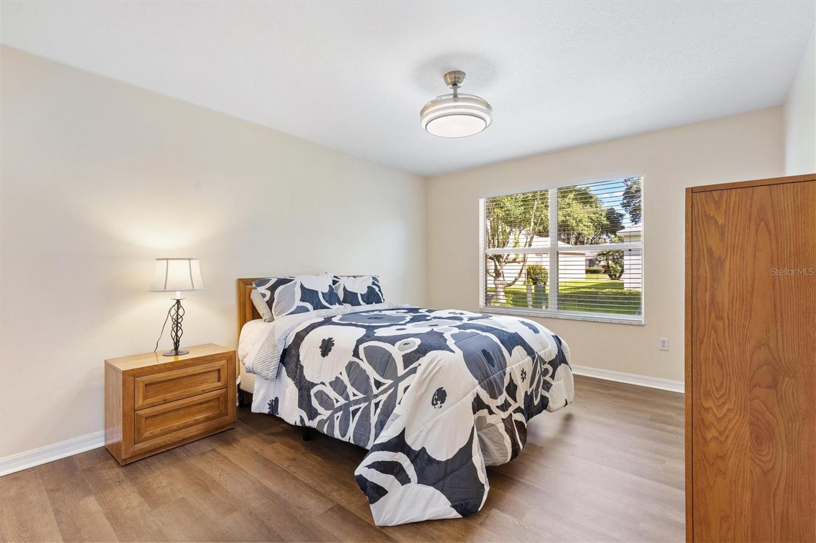 915 Ventura Drive