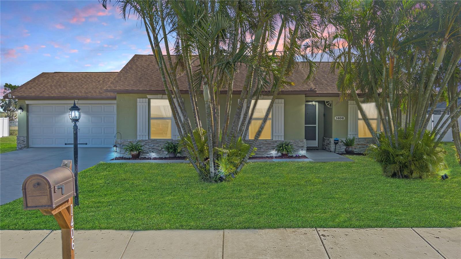 1406 14th Street Court W