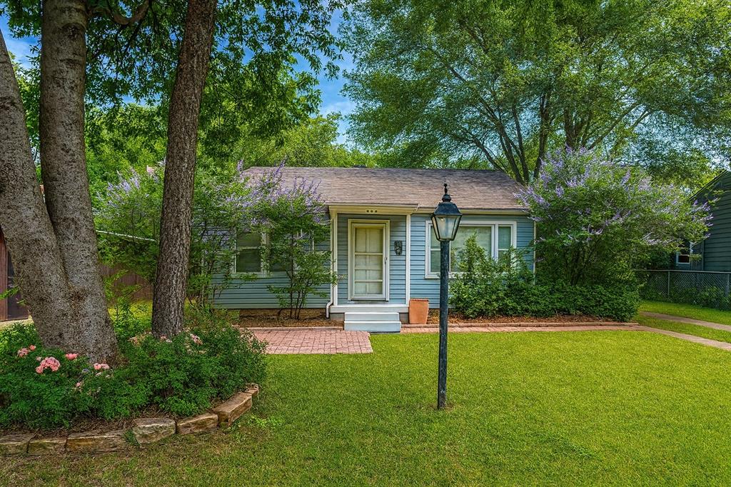 A little blue cottage, cozy and sweet, Two bedrooms, one bath, a Fort Worth retreat. The big stuff is handled—roof, HVAC, foundation, Just waiting for your own imagination. A yard by the creek where dreams can grow, Cosmetic touches will make it glow. It’s simple, it’s charming, it’s ready for you. A storybook cottage with a future brand-new. Property is sold as is condition. HVAC approximately 1 year old. 2018 Water Heater. Foundation Repair Summer 2025 with Warranty. Roof Replaced July 2025.