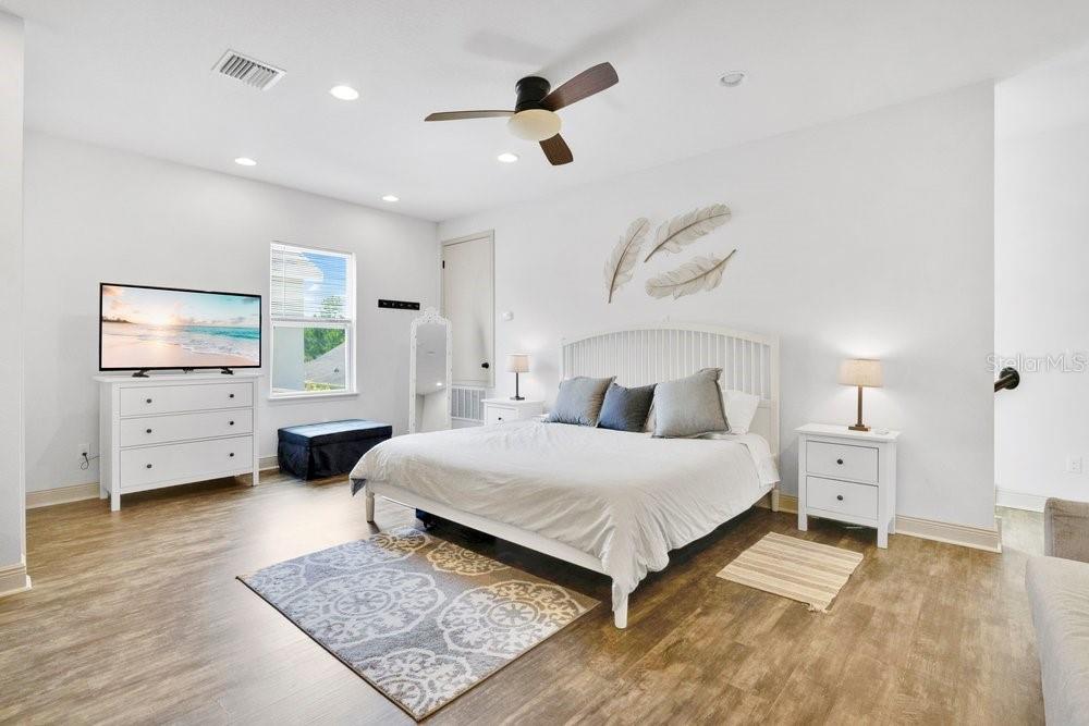 15367 Shonan Gold Drive