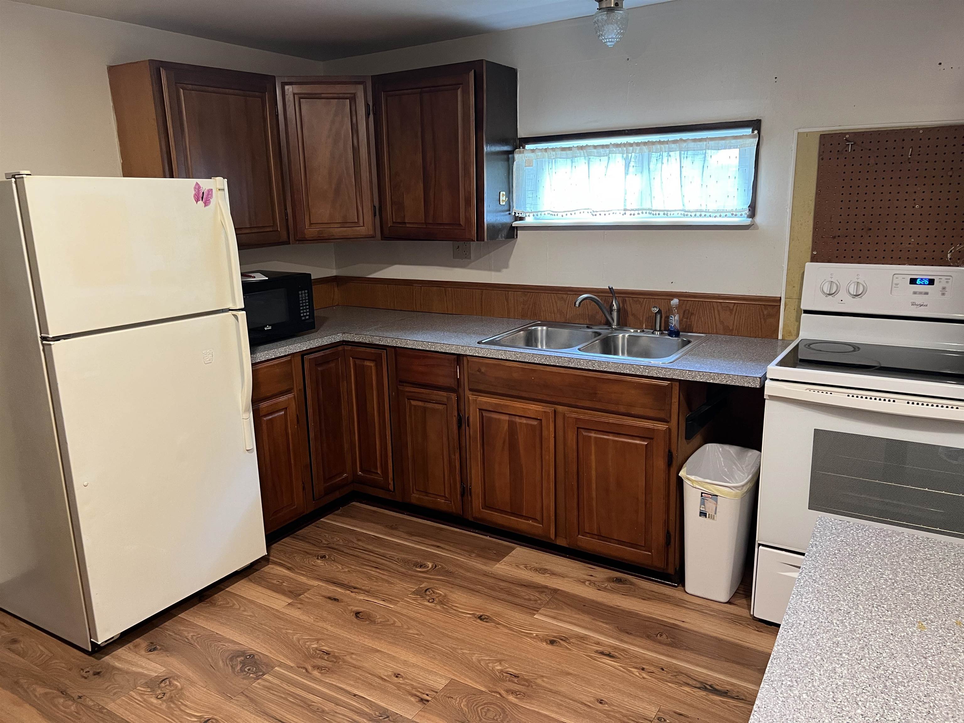 1328 W Oklahoma