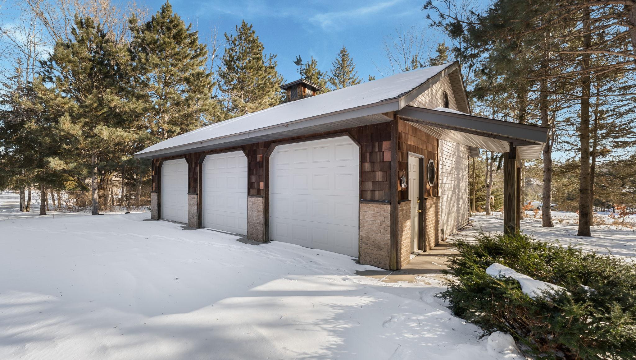 9025 Burton Court NW