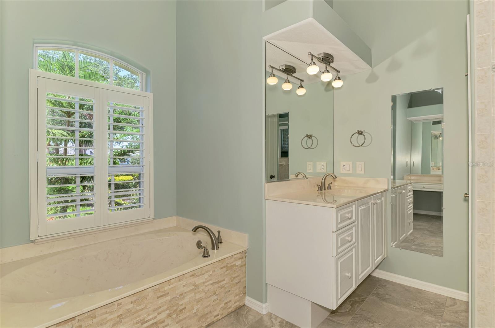 3438 Pennyroyal Road