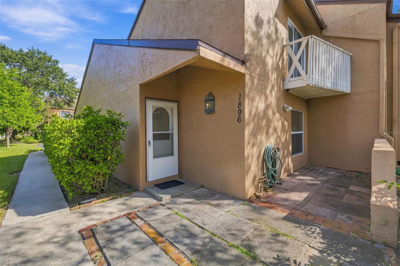 1896 Clearbrooke Drive