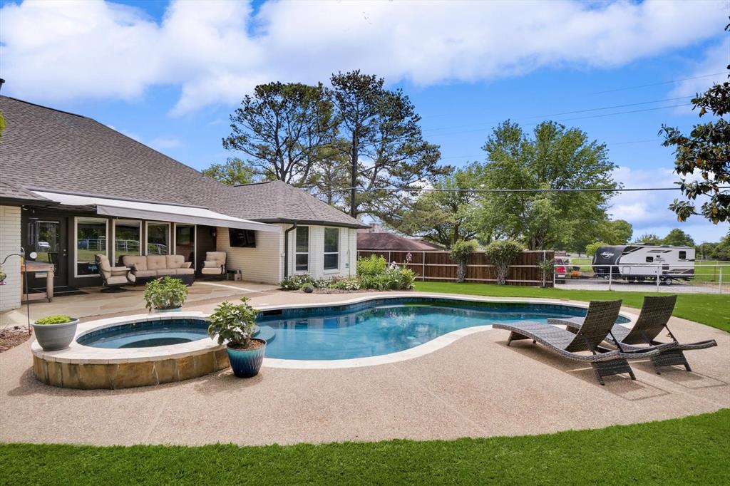 3615 Raintree Drive