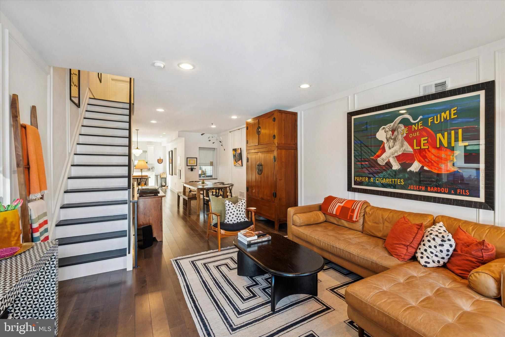 1231 E Moyamensing Avenue