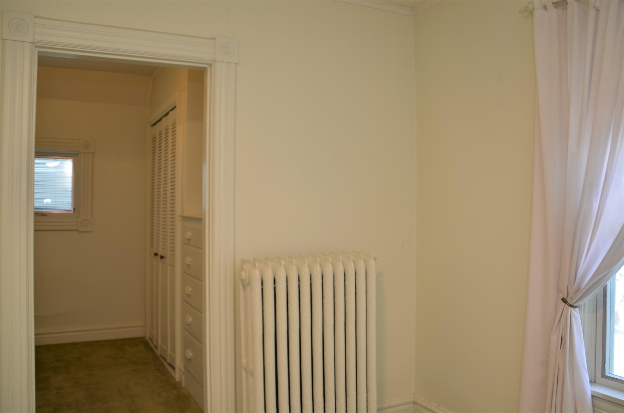 709 W 4th Street