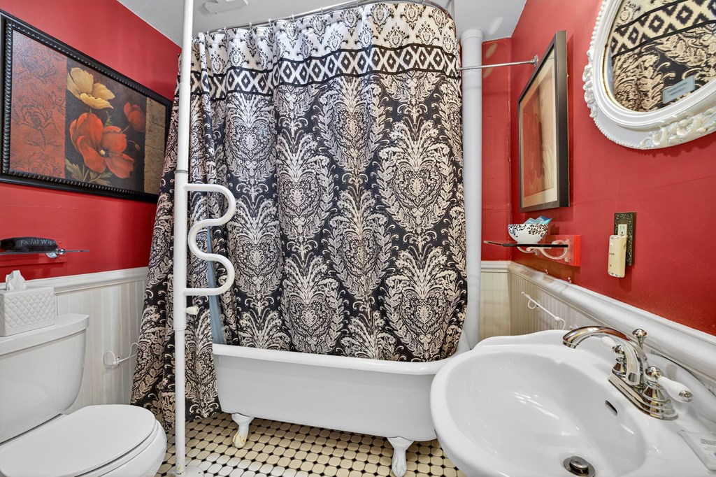 403 Tazewell Ave 384*