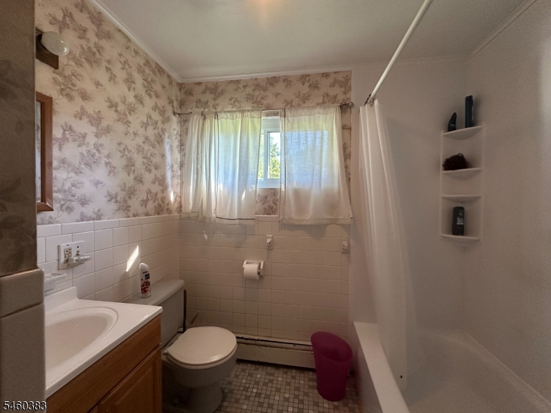101 Hurley Dr — photo 6 of 7