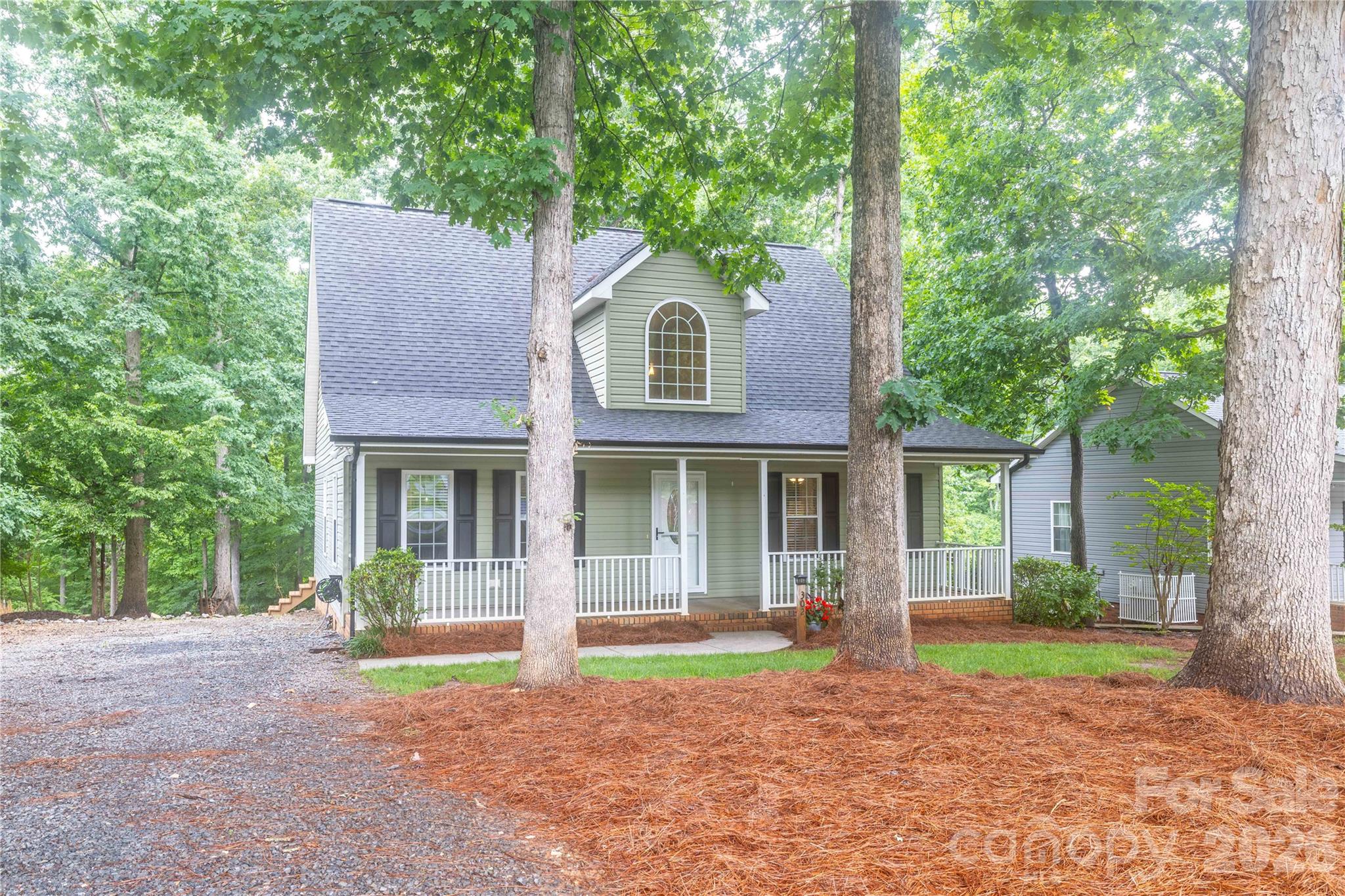 302 Skyland Court