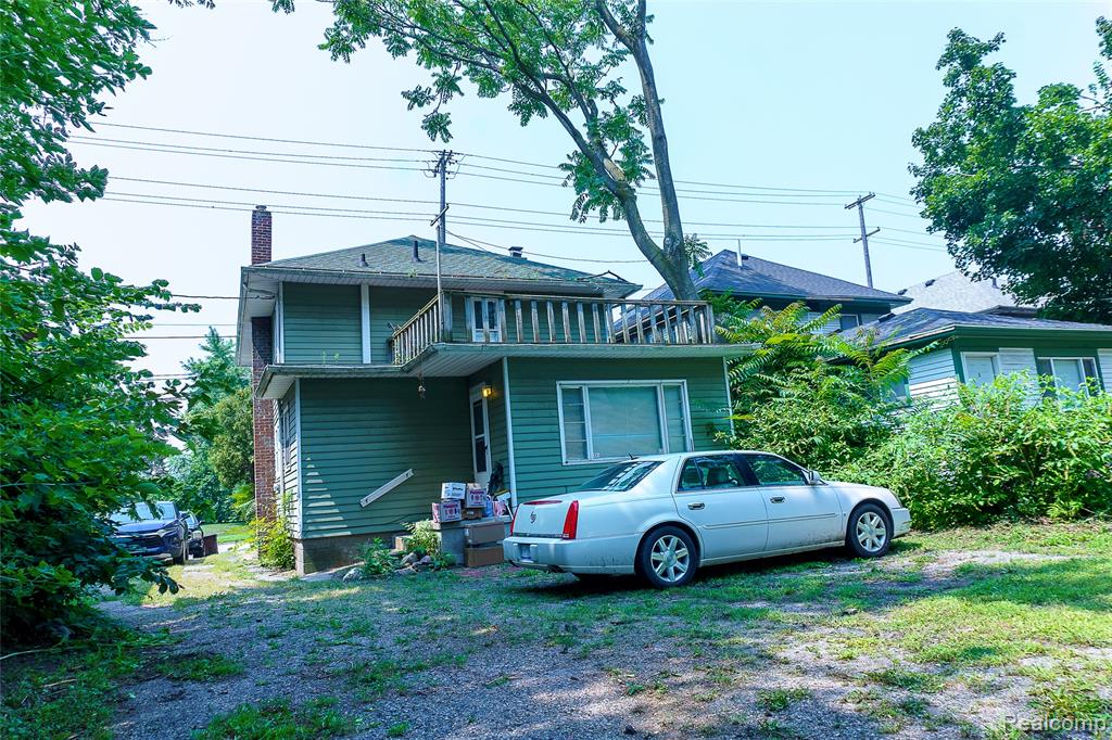Attention investors and visionaries! This 3-bedroom, 2-bath home at 1019 S Pennsylvania Ave, Lansing, MI 48912 is your next opportunity to build equity and create lasting value. Featuring two spacious levels, a full basement, and a 2-car garage, this property offers the space and structure to bring your vision to life.

The home sits on a solid foundation with a practical layout, generous bedrooms, multiple living areas, and a basement perfect for storage, hobbies, or future finishing. Whether you're looking to renovate and resell, add to your rental portfolio, or create your dream home, this property offers plenty of upside for those not afraid of a little elbow grease.

Located in a growing Lansing neighborhood, you'll be close to downtown conveniences, schools, parks, and major highways, making it appealing to both future homeowners and tenants. With comparable updated homes in the area commanding strong resale values, this is your chance to buy at the right price and make the improvements that matter.

Don't miss the opportunity to turn potential into profit ? properties with this kind of footprint, location, and flexibility don't last long. Bring your tools, your contractor, and your creativity, this one's ready for transformation!