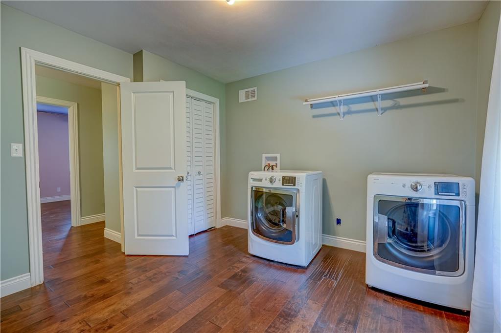 6830 NW Prairie View Road