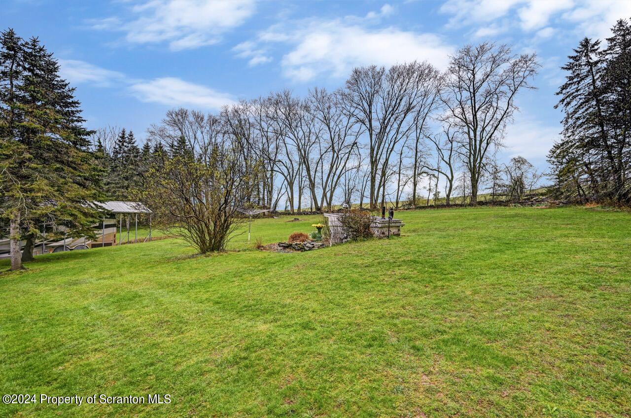 325 Schoolhouse Hill Road
