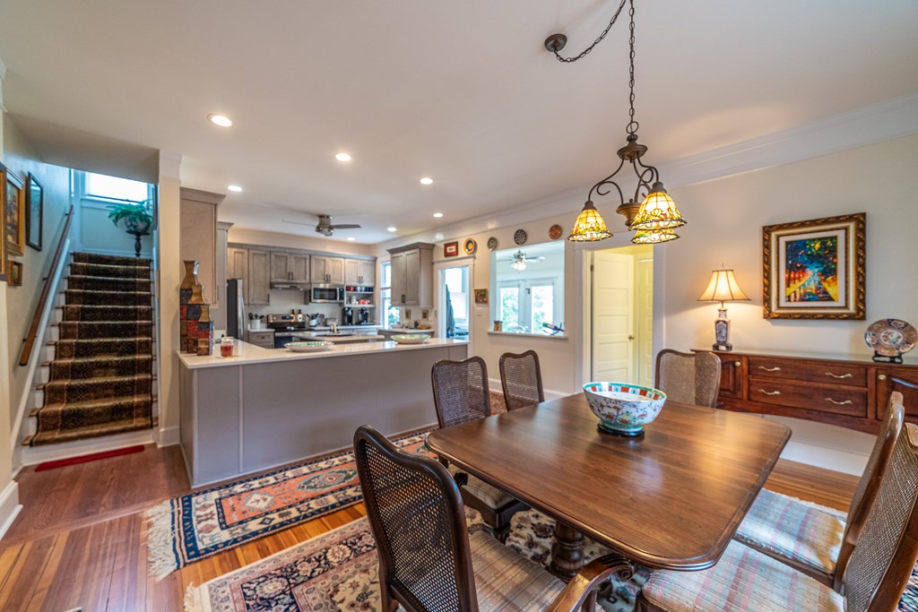 106 Bay Ave 15