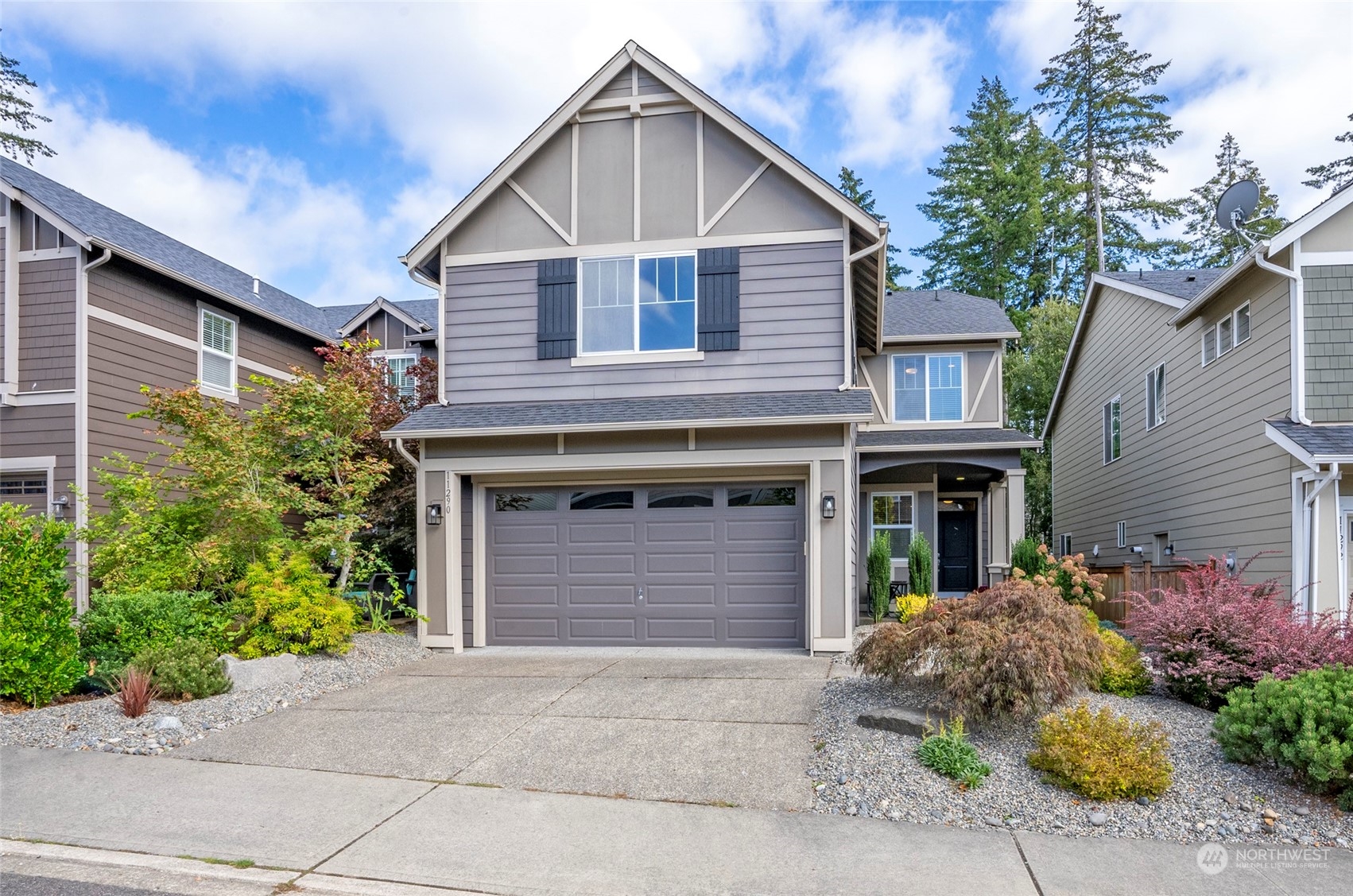 11290 Borgen Loop