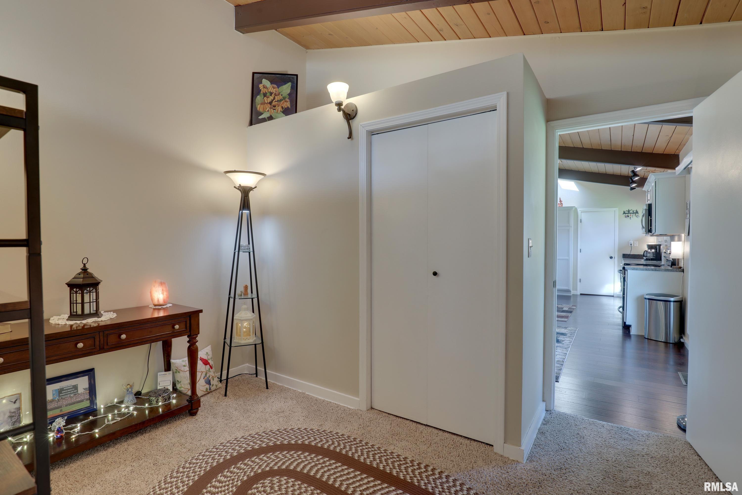 728 Ridgewood Drive