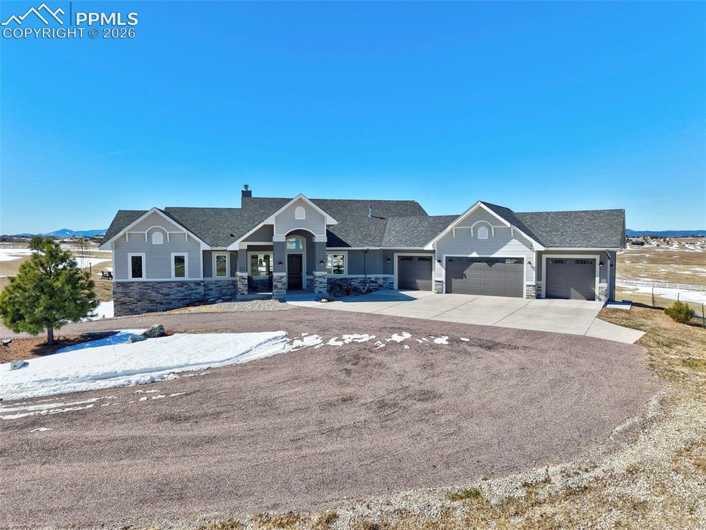 5734 Windridge Point